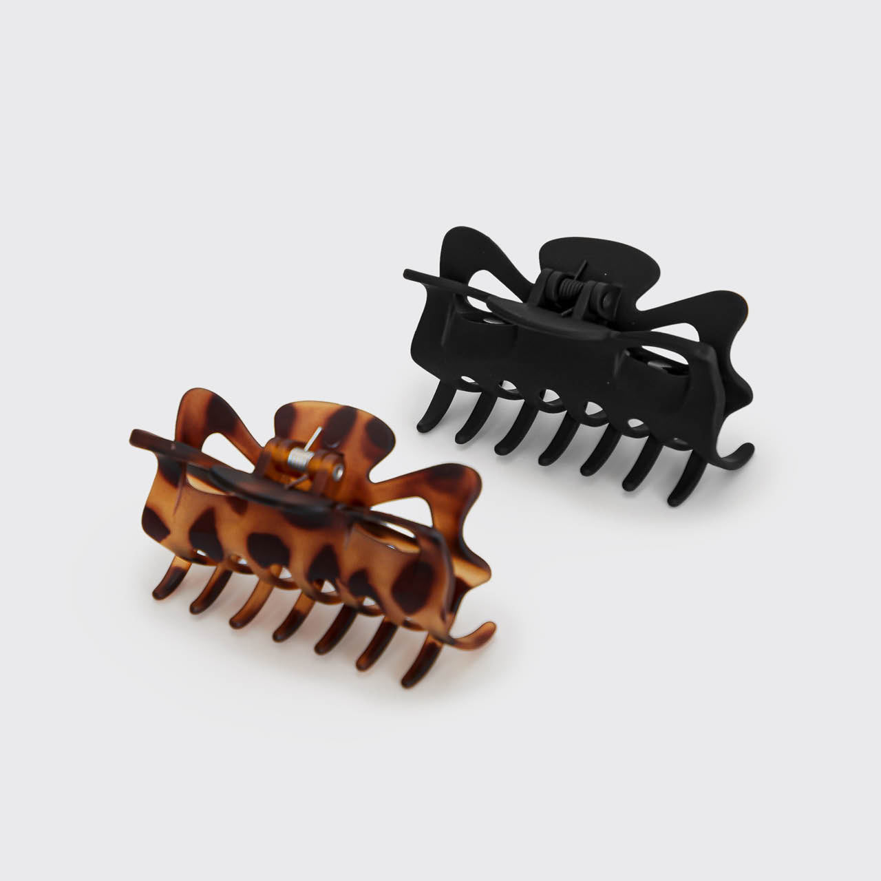KITSCH Eco-Friendly Large Claw Clip - Black