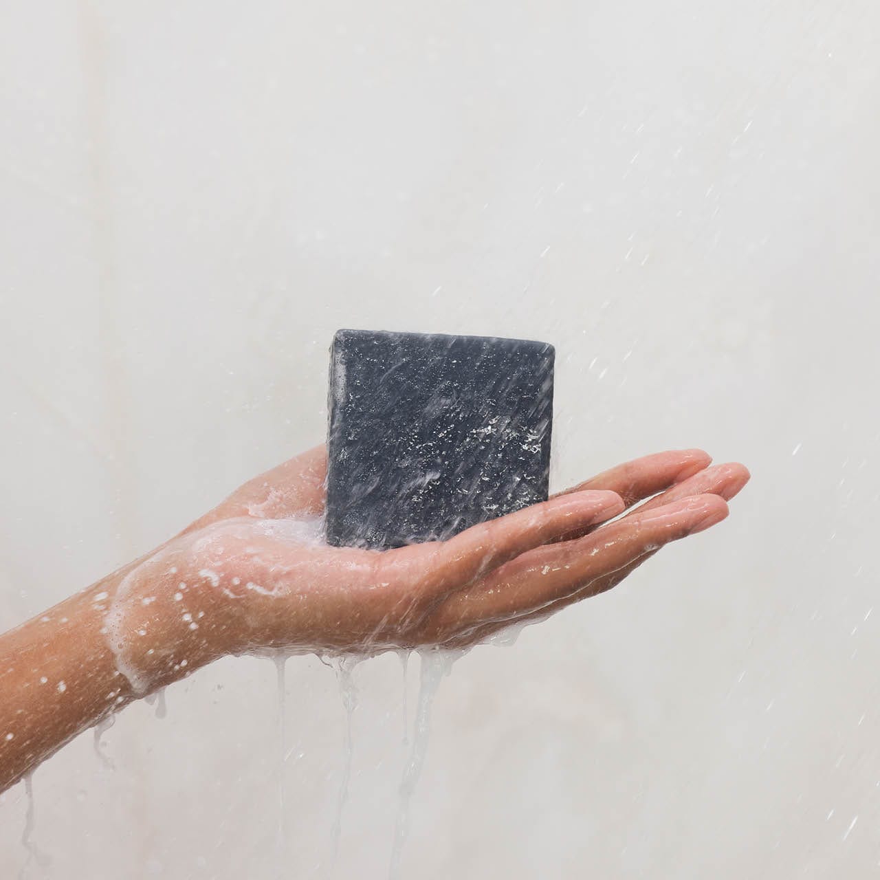 KITSCH Charcoal Detoxifying Body Wash Bar
