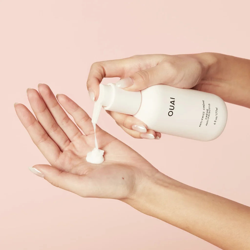 OUAI Anti-Frizz Crème at MANEPRINT – a smoothing leave-in cream that tames frizz, adds shine, and protects against heat. (1)