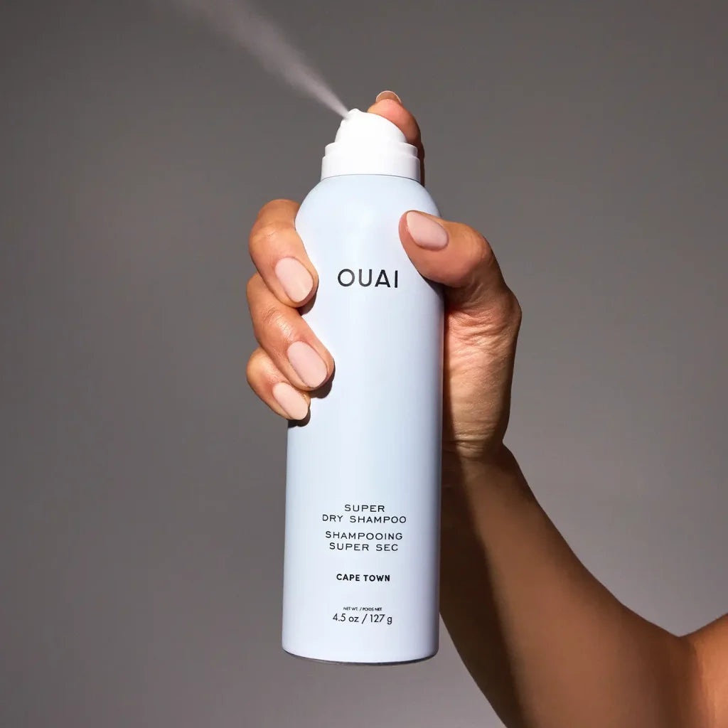 OUAI Cape Town Super Dry Shampoo at MANEPRINT – a powerful dry shampoo that refreshes hair, absorbs oil, and leaves a long-lasting, clean scent. (1)