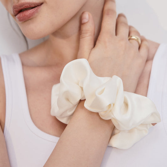 Lunya Washable Silk Classic Scrunchie