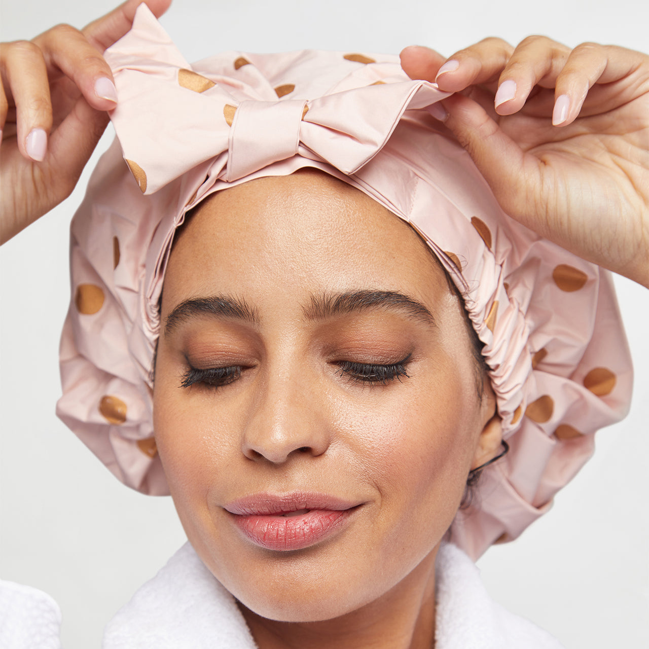 KITSCH Luxury Shower Cap - Blush Dot