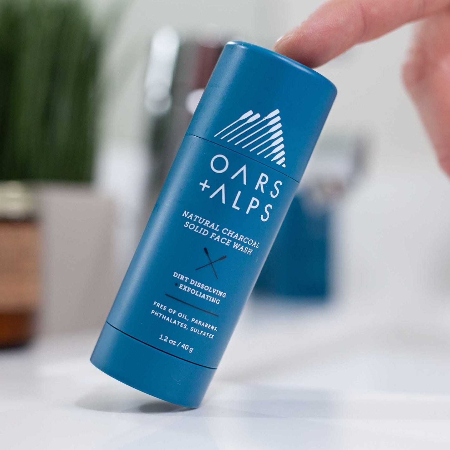 Oars + Alps Charcoal Solid Face Wash