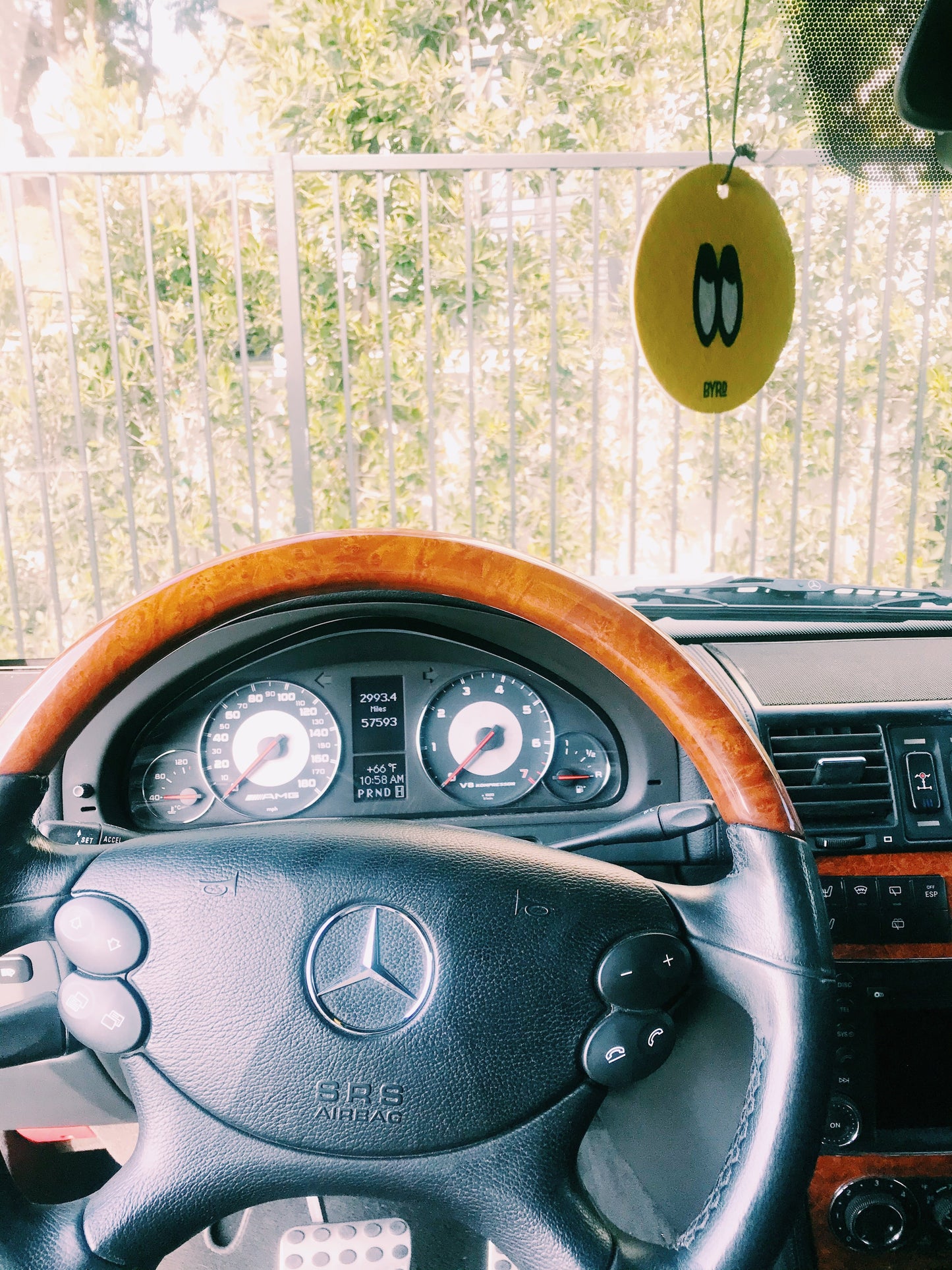 SMOKEY SEA SALT AIR FRESHENER