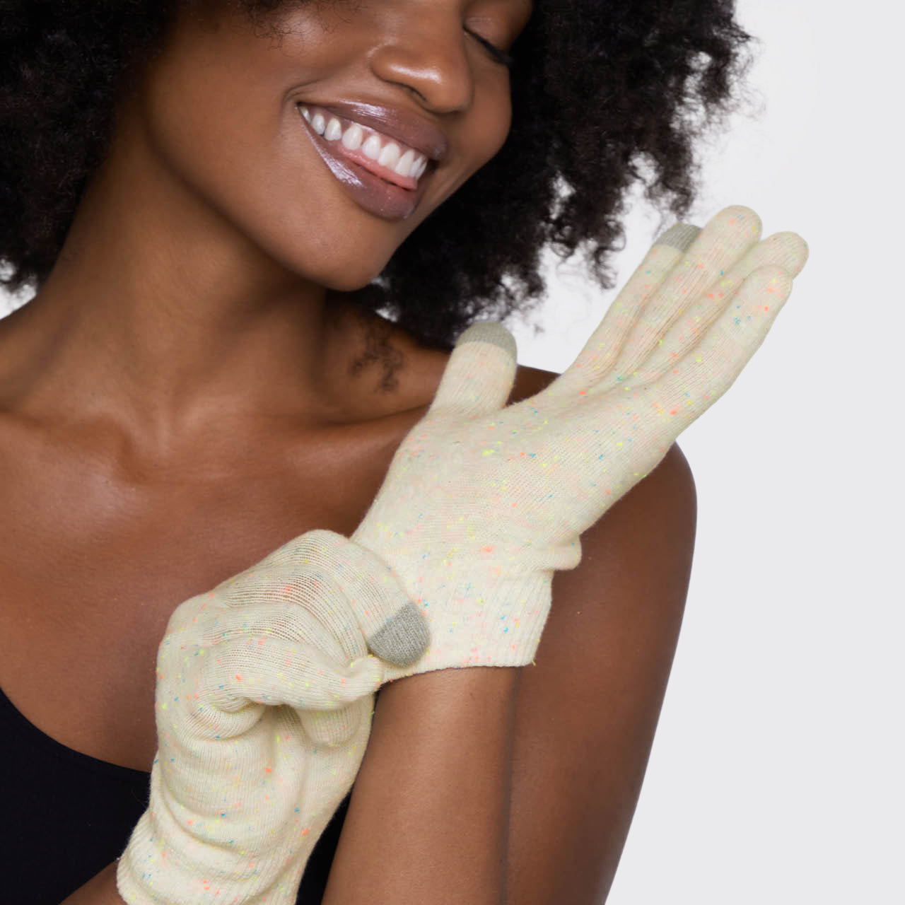 KITSCH Moisturizing Spa Gloves