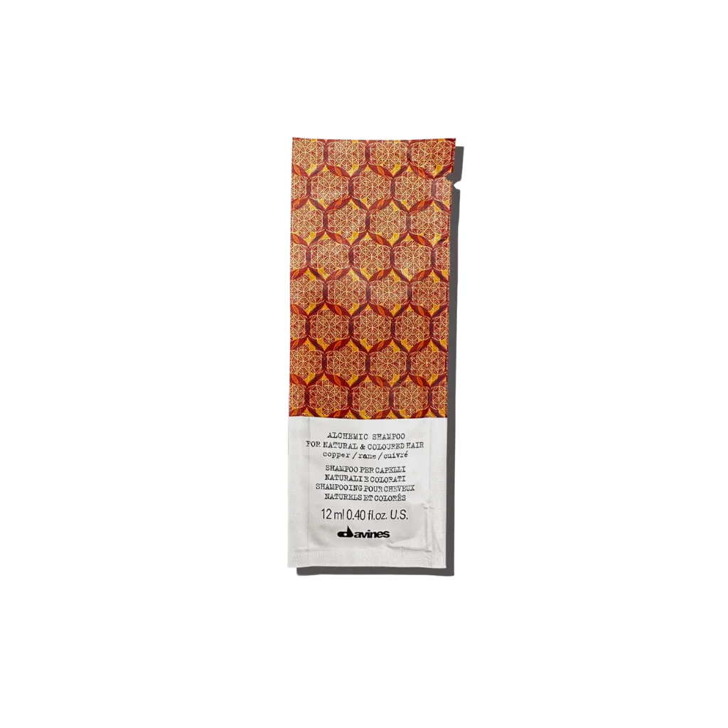 Davines ALCHEMIC Shampoo Copper - Shampoo for Copper and Cool Red Hair - Color-enhancing shampoo for warm red and copper tones. Alchemic Shampoo Copper intensifies and illuminates these natural or colored warm red shades. (2)