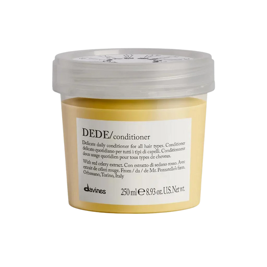 Davines DEDE Conditioner - Daily lightweight conditioner for normal and fine hair - This conditioner's moisturizing formulation is designed to untangle hair making it soft, without weighing it down. Ideal for medium fine and fine hair.