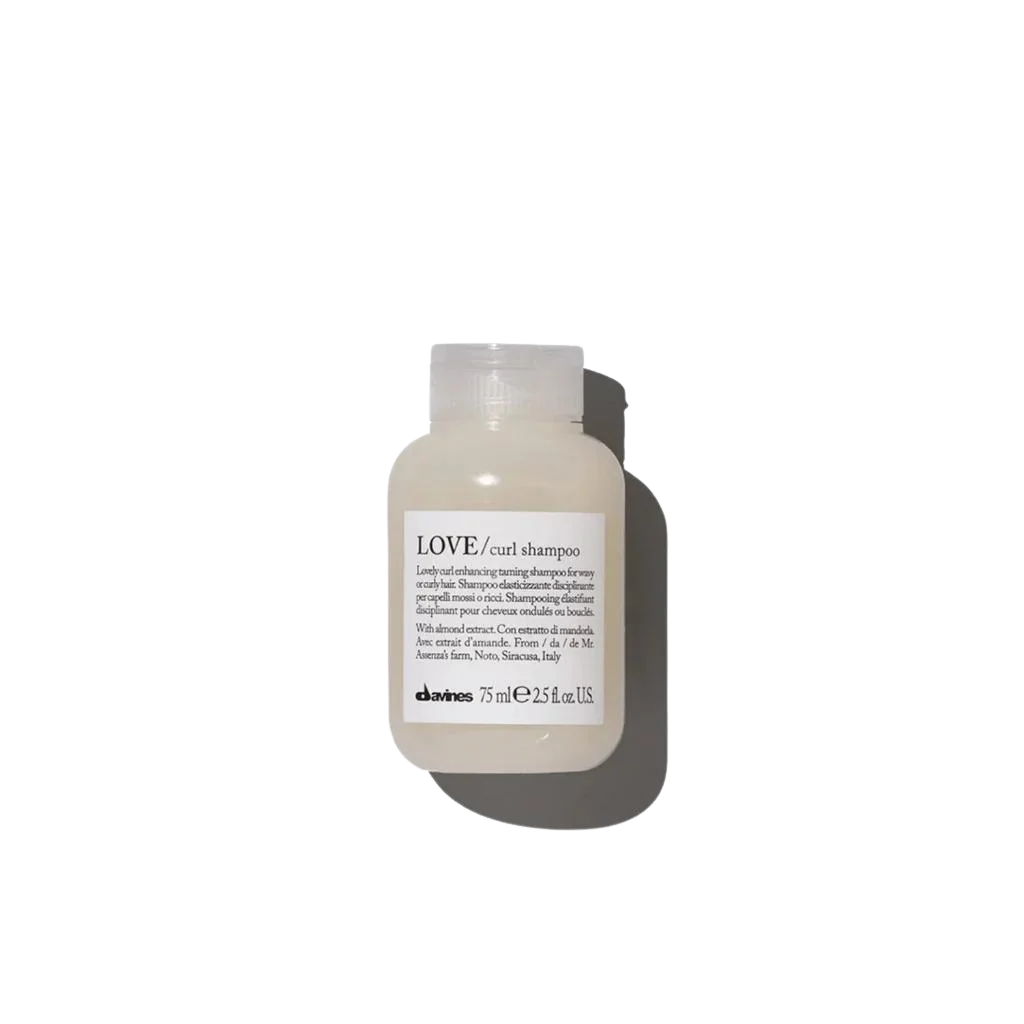 Davines LOVE CURL Shampoo - Curl enhancing shampoo for curly or wavy hair - Creamy shampoo to give elasticity to curly & wavy hair. The moisturizing formula cleanses the hair, makes it soft and light enhancing its volume and shine. (2)