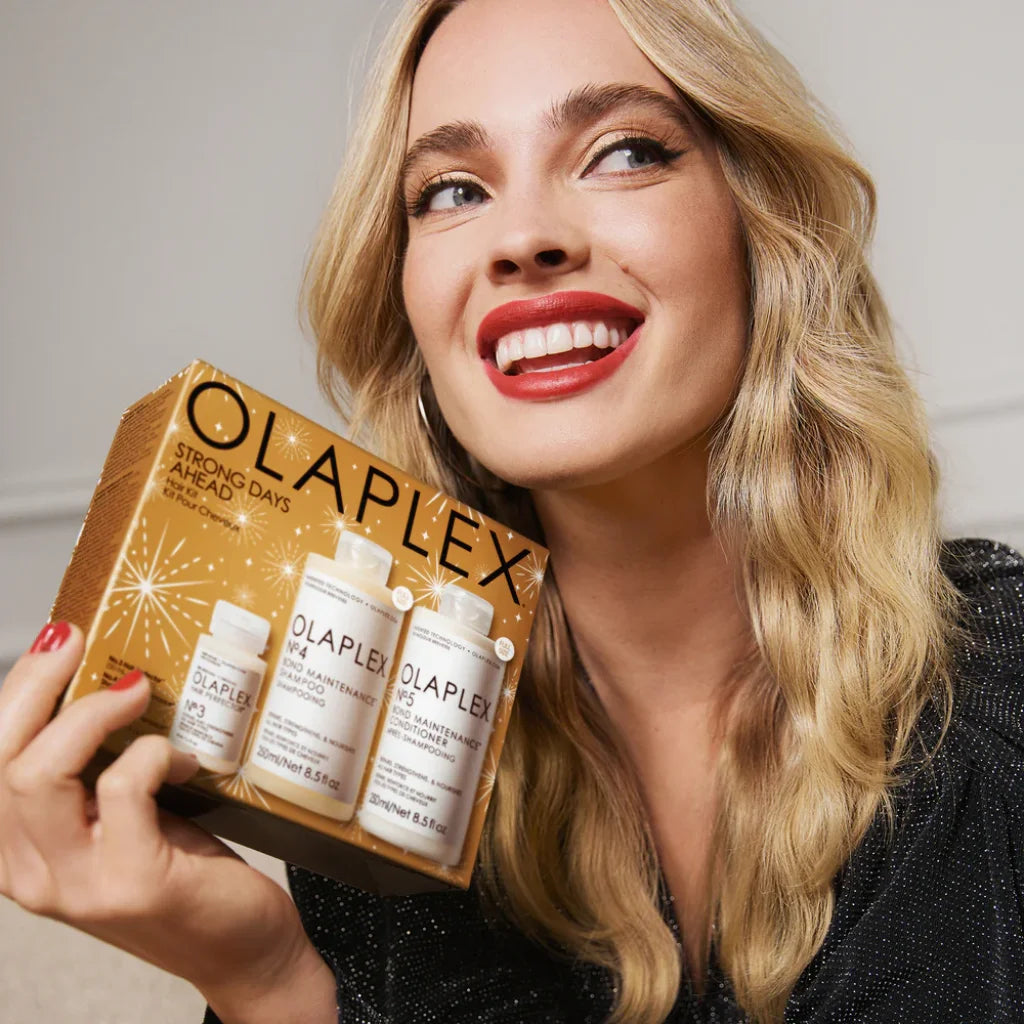 Olaplex Strong Days Ahead Gift Set