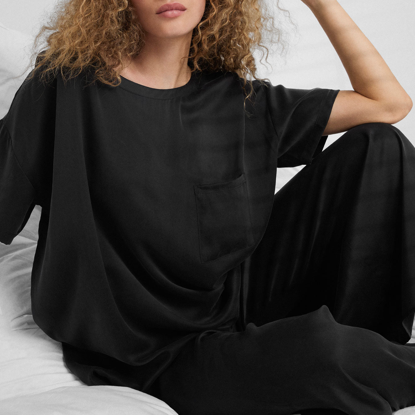 Lunya Washable Silk Tee Pant Set