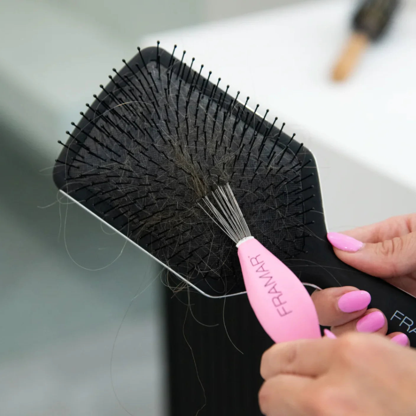 Framar Brush Cleaner