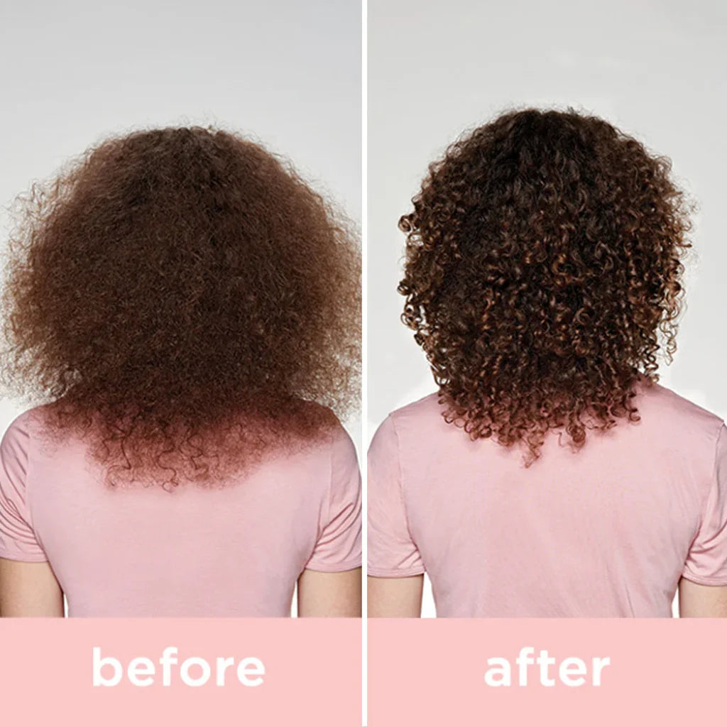 milk_shake Curl Passion Curl Perfectionist Styling Cream at MANEPRINT – a curl-defining cream that hydrates, tames frizz, and enhances natural curl shape for soft, bouncy hair. (3)