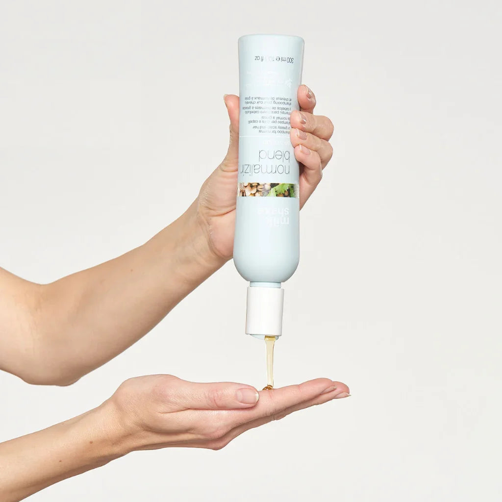 milk_shake Normalizing Blend Shampoo at MANEPRINT – a balancing shampoo that gently removes excess oil, purifies the scalp, and leaves hair fresh and clean. (2)